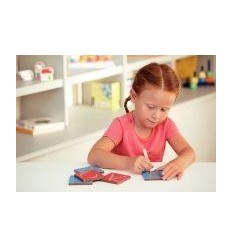 PISTES GRAPHIQ LETTRES CAPITAL