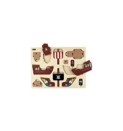 PREMIERE MAQUETTE BATEAU PIRAT