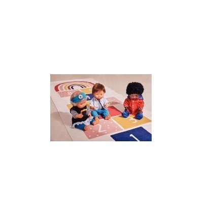 POUPEE 38CM EUROPE GARCON TR21