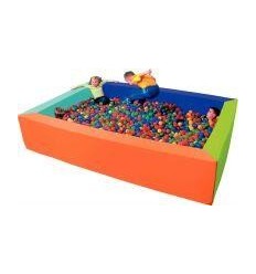 PISCINE A BALLES 300X200X60CM